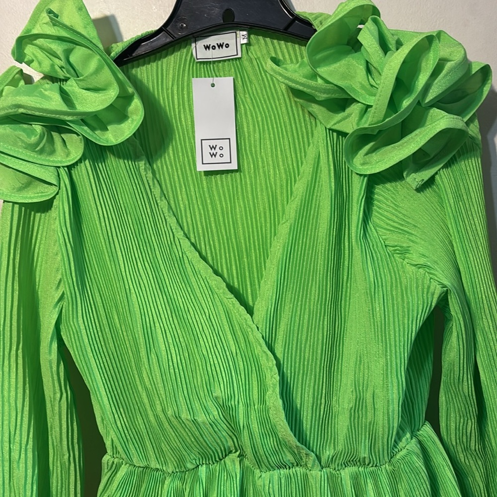 Wo Wo Ruffle Top - Picture 2 of 5